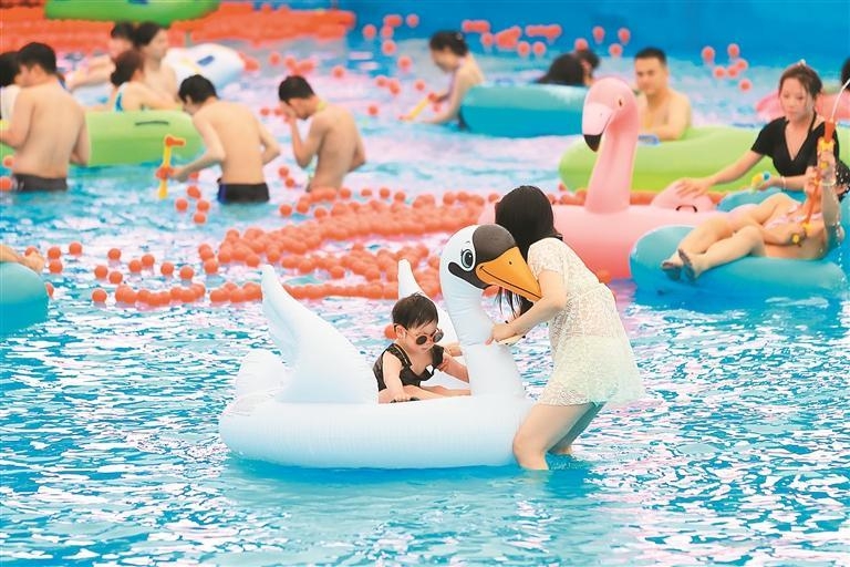 “五一”去欢乐谷赏上百场大秀