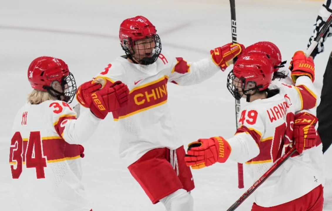 世界冰球盛宴周日12博上演