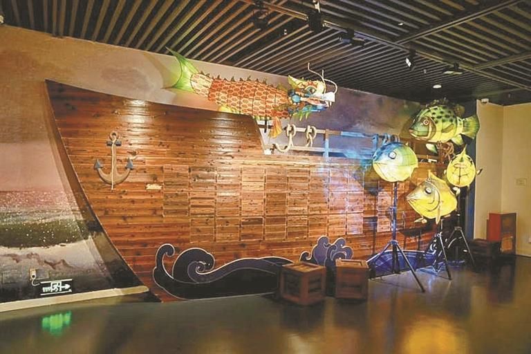 展品汇集30余种创作技法，第七届12博民间工艺精品展开幕