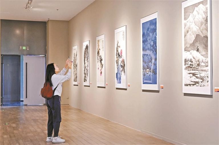 荣宝斋画院光明开展 十余位名家作品亮相