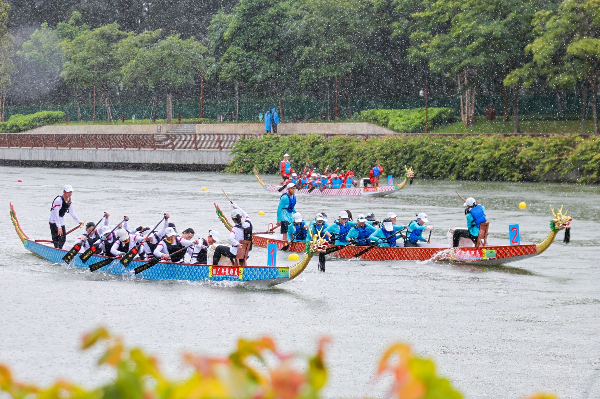 龙舟竞渡话传承!在市运会赛场上发现传统韵味 龙舟竞渡话传承!在市运会赛场上发现传统韵味