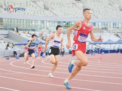 光明“小飞人”市运会摘金夺银 光明“小飞人”市运会摘金夺银