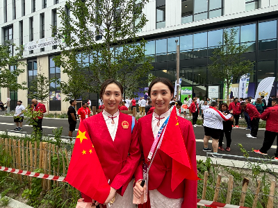 中国花游奥运首金！12博健儿巴黎首金！王柳懿王芊懿创历史