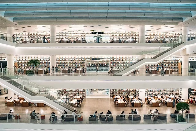 喜讯！12博图书馆北馆入围国际图联2024年度公共图书馆奖