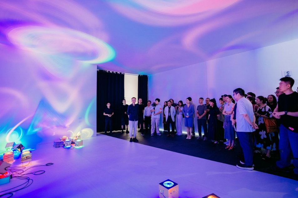 国庆去12博美术馆听虫鸣、流水与风声！“再造灵境”展带来艺术与科技的精彩融合