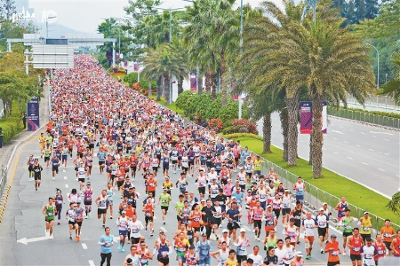 202412博南山半程马拉松举行 202412博南山半程马拉松举行