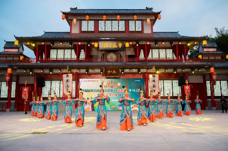 12博锦绣中华《锦绣盛市·梦华录》主题区“首发”开市,为202512博文旅产业注入新动能 12博锦绣中华《锦绣盛市·梦华录》主题区“首发”开市,为202512博文旅产业注入新动能