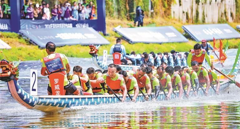 观澜河畔龙舟竞渡，竞技激情燃动端午
